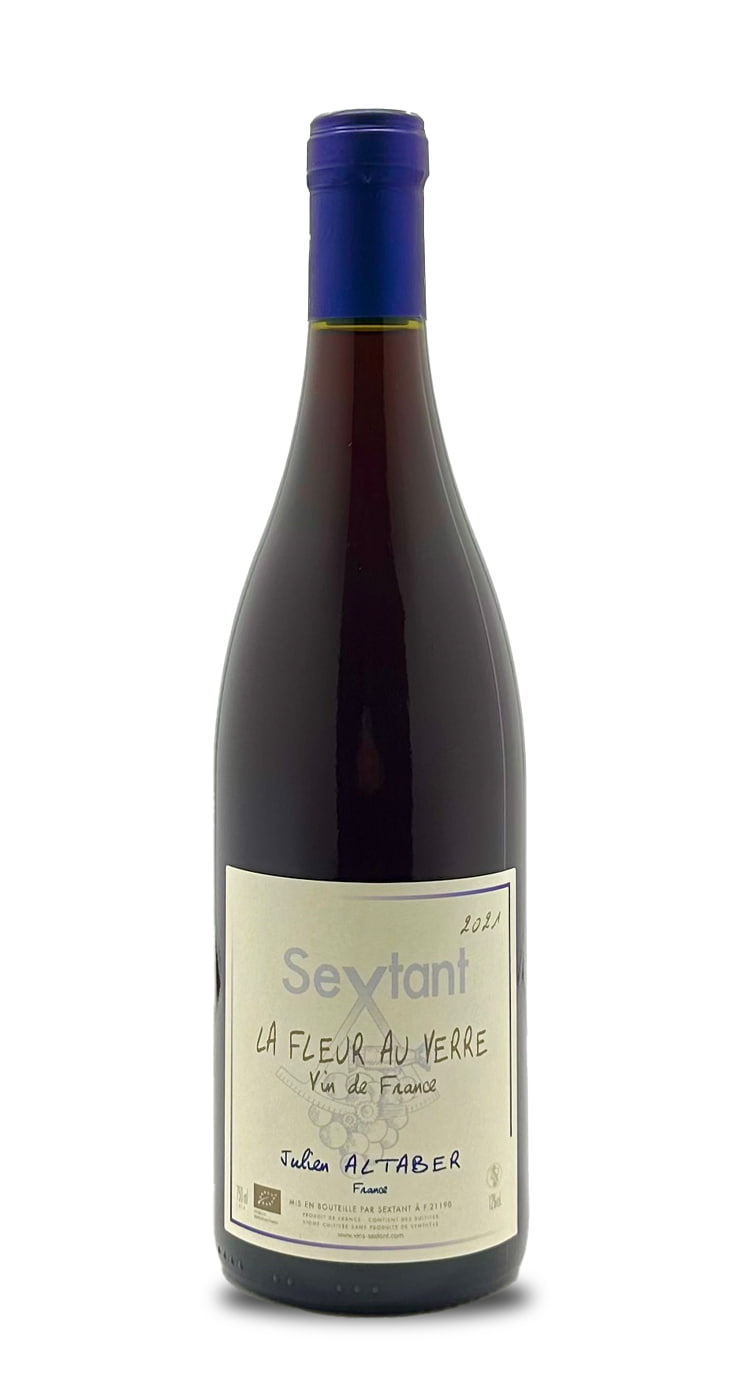 La Fleur Au Verre Rouge